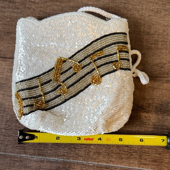Cream and Gold Beaded Music Note Mini Bag - Picture 5 of 6